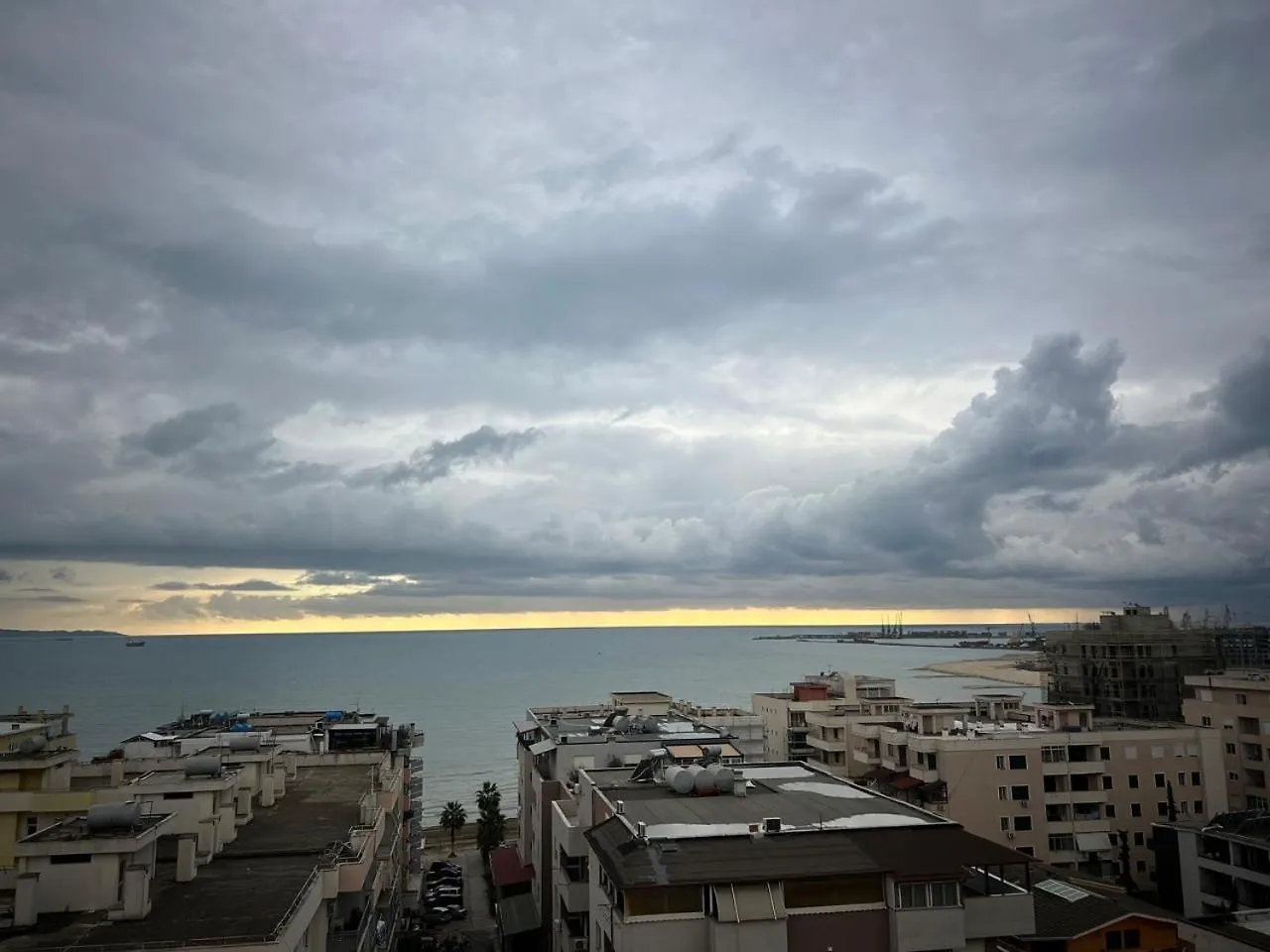 Eri Apartments Durrës