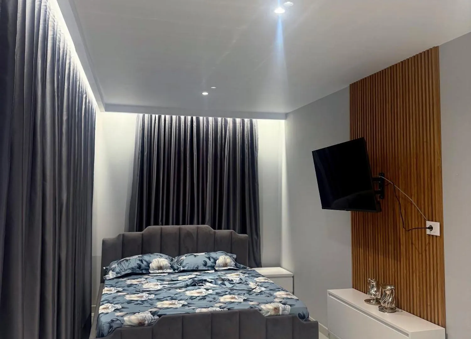 Eri Apartments Durrës