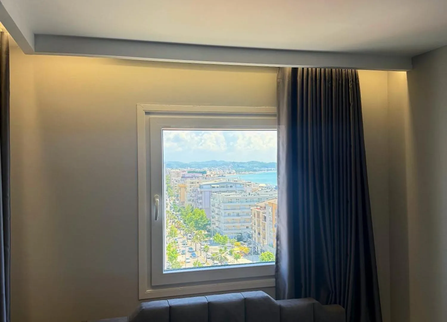 Eri Apartments Durrës 0*,